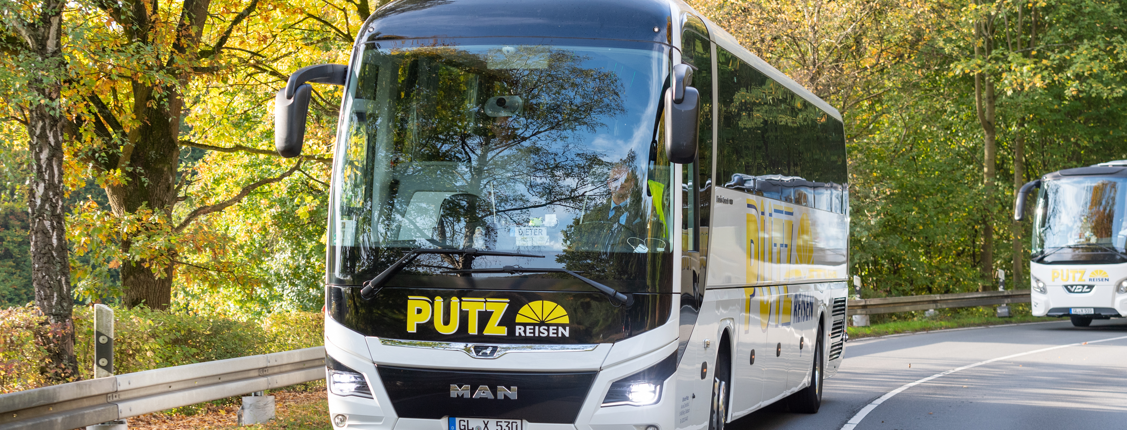 Pütz Reisen Bus